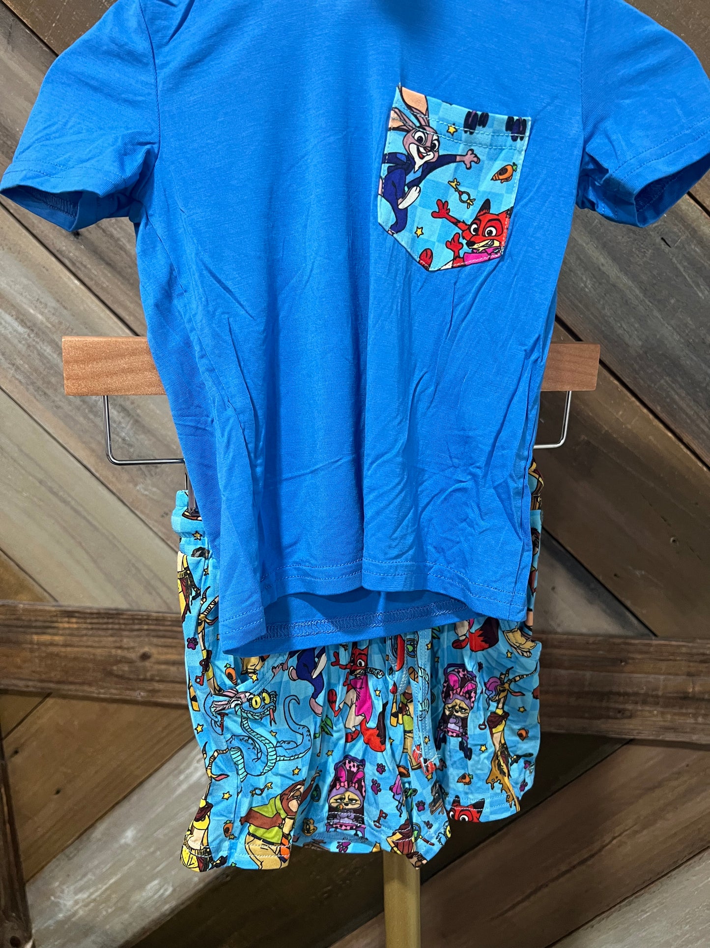 Pocket T Shirt and shorts