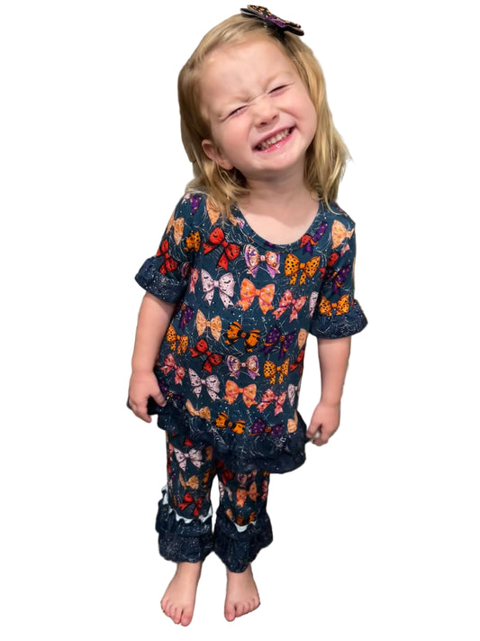Hallo-bows bamboo pajama lounge set with ruffles